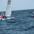2010_0103henley09100133_726_544_90